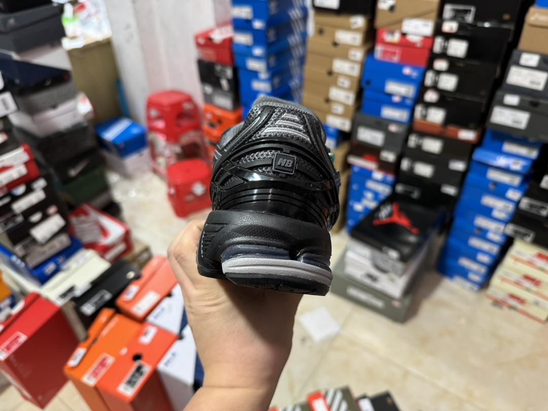 New Balance NB 1906R